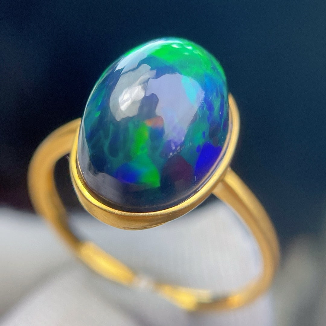 14k Gold 5.0 Ct Natural Opal & Solitaire Ring - 2