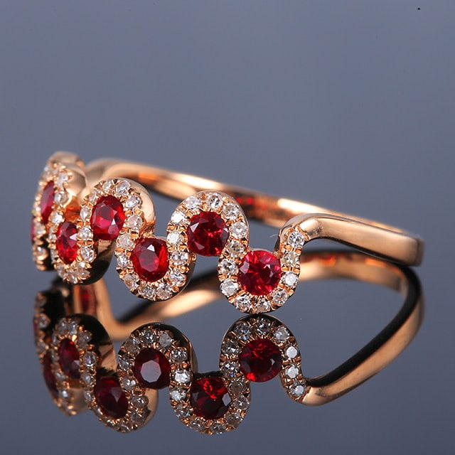 14k Gold 0.74 Ctw Natural Ruby & Diamond Ring - 2