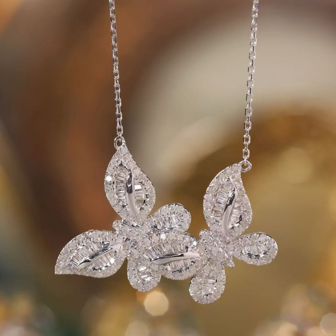 14k Gold 0.76 Ct Natural H Diamond & Butterfly Necklace - 4