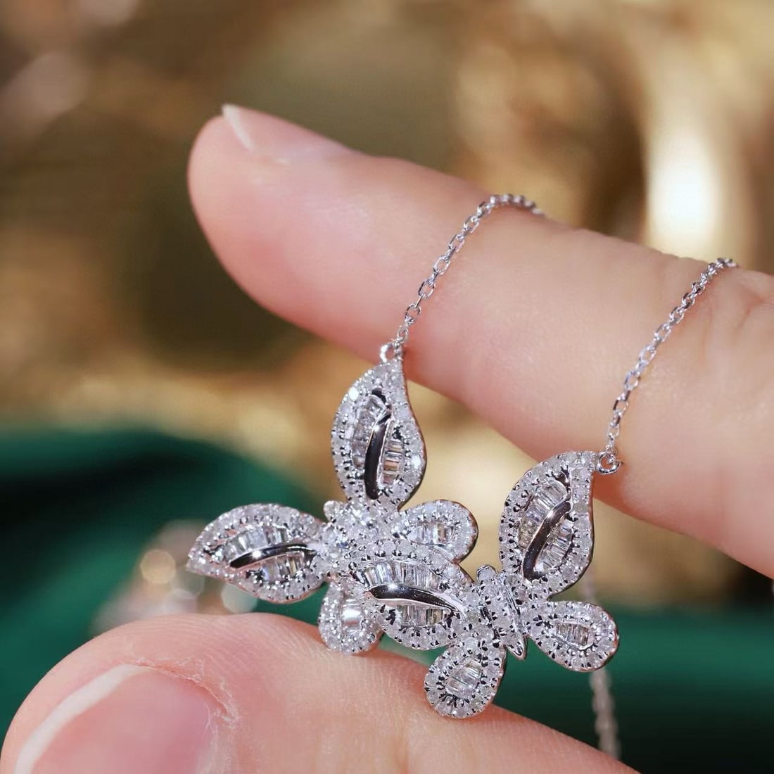 14k Gold 0.76 Ct Natural H Diamond & Butterfly Necklace - 6