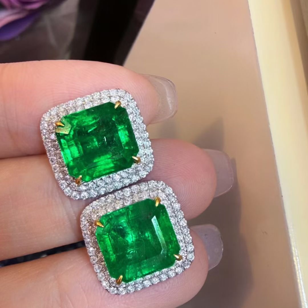 14k Gold 8.39 Ct Natural Emerald & Diamond Earrings - 5