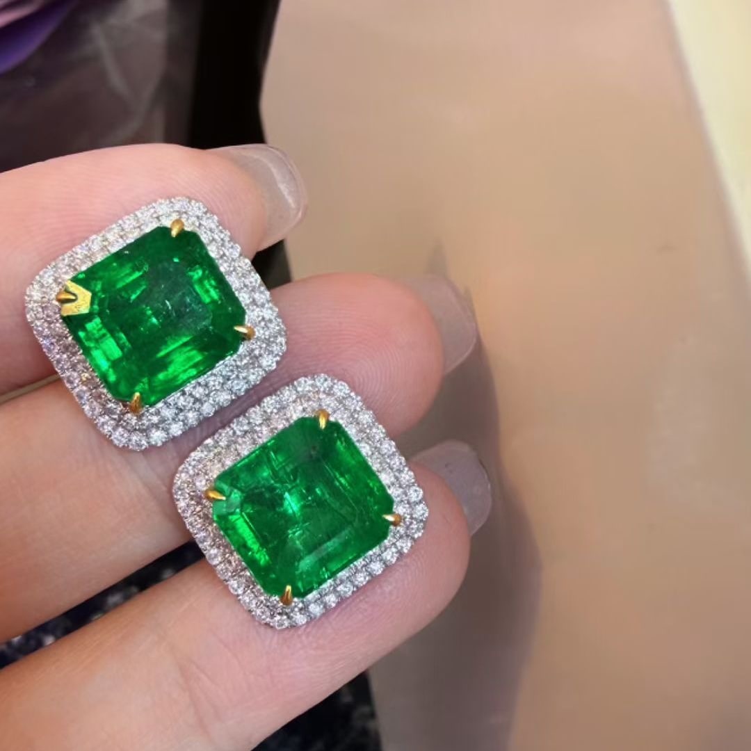 14k Gold 8.39 Ct Natural Emerald & Diamond Earrings - 6