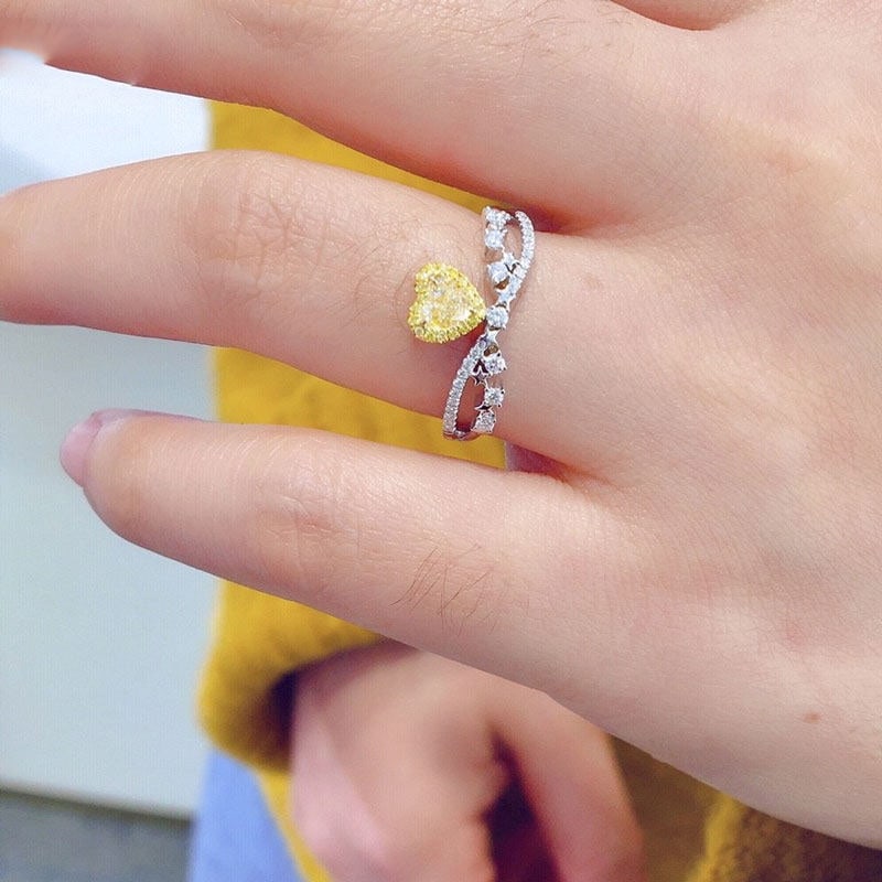 14k Gold 0.3 Ct Natural Yellow Diamond & Diamond Ring - 3