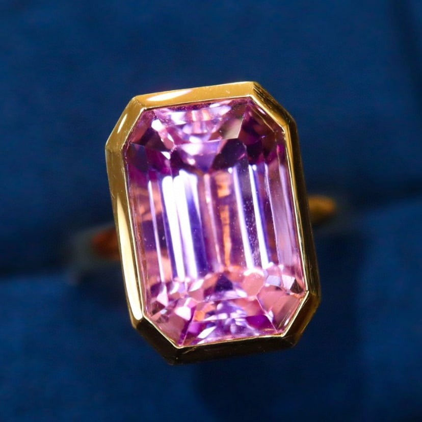 14k Gold 8.5 Ct Natural Kunzite & Solitaire Ring - 3