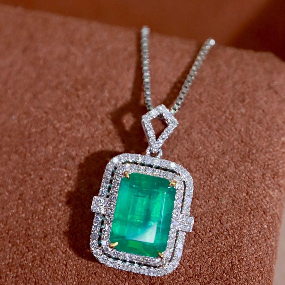 14k Gold 2.69 Ctw Natural Emerald & Diamond Pendant( Without Chain ) - 6