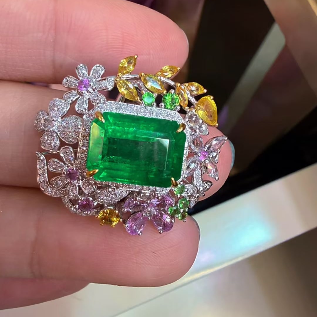 14k Gold 6.78 Ctw Natural Emerald & Coloured Gemstone Ring - 2