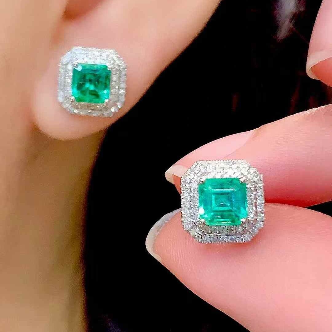 14k Gold 1.4 Ct Natural Emerald & Diamond Earrings - 2