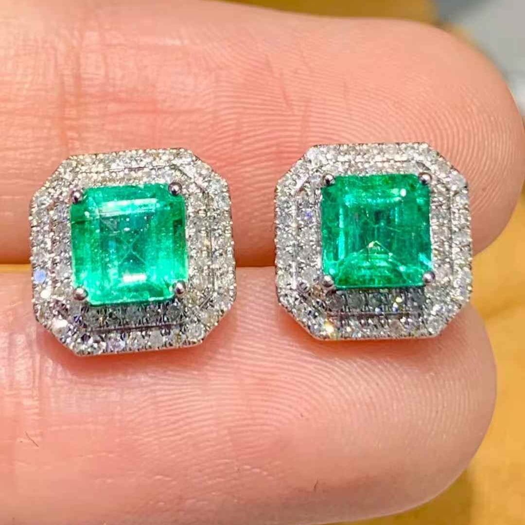 14k Gold 1.4 Ct Natural Emerald & Diamond Earrings - 3