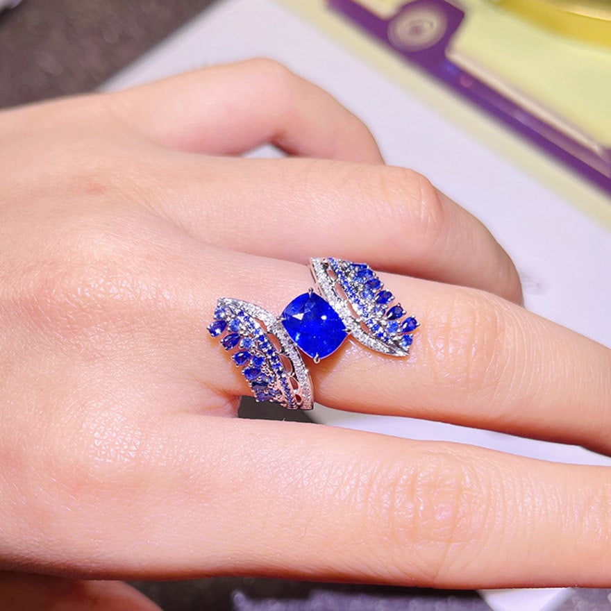 14k Gold 2.15 Ctw Natural Sapphire & Diamond Ring - 9