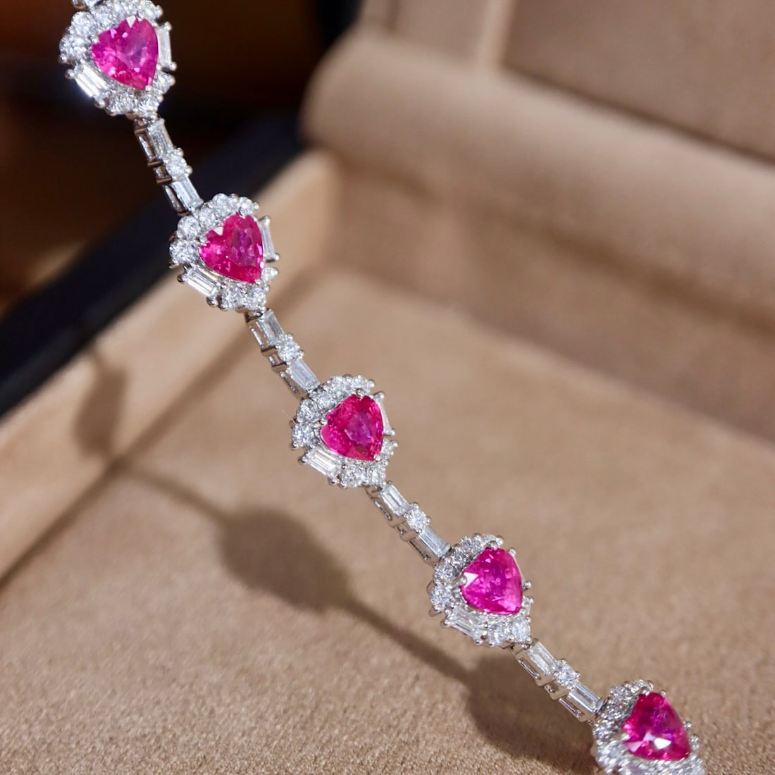 14k Gold 4.95 Ctw Natural Ruby & Diamond Bracelet: Ref:231114020 // gold content:14k gold // main gemstone:ruby // shape:heart // carat weight:3. 17ct // color:red // treatment:natural // // adjacent gemstone 2 : diamond // shape:multiple // carat