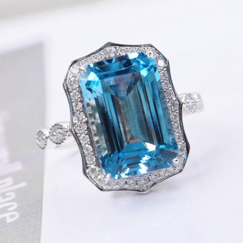 14k Gold 4.04 Ctw Natural Aquamarine & Diamond Ring - 2