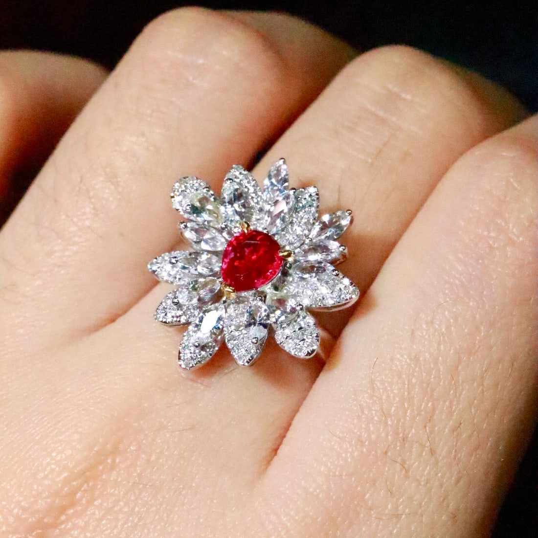 14k Gold 0.79 Ctw Natural Ruby & Diamond Ring - 4