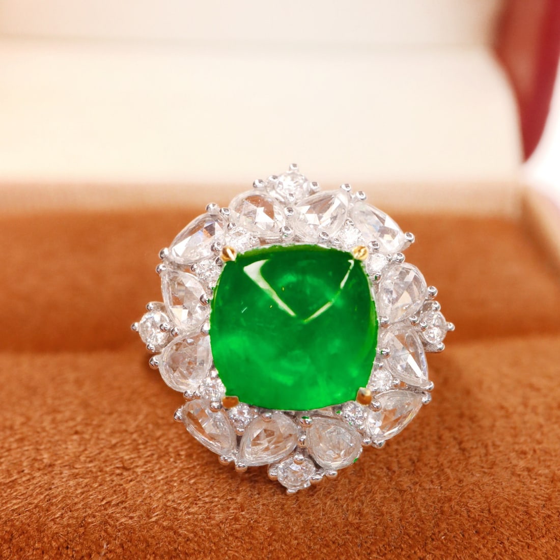 14k Gold 4.19 Ctw Vivid Green Natural Emerald & Diamond Ring - 2