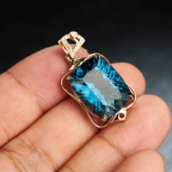 14k Gold 16.7 Ct Natural Topaz & Diamond Pendant( Without Chain ) - 9