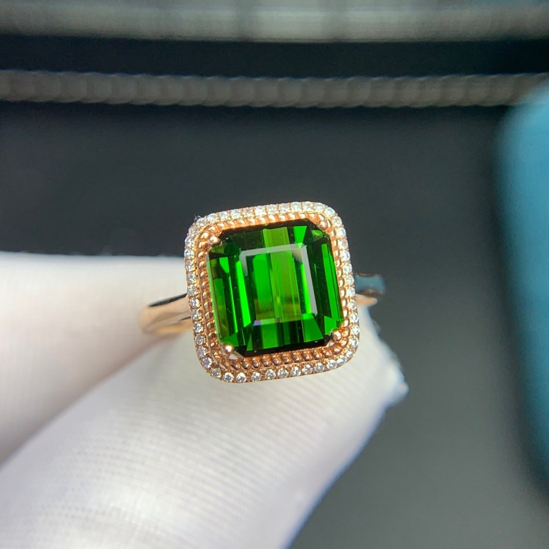 14k Gold 4.4 Ct Natural Tourmaline & Diamond Ring - 4
