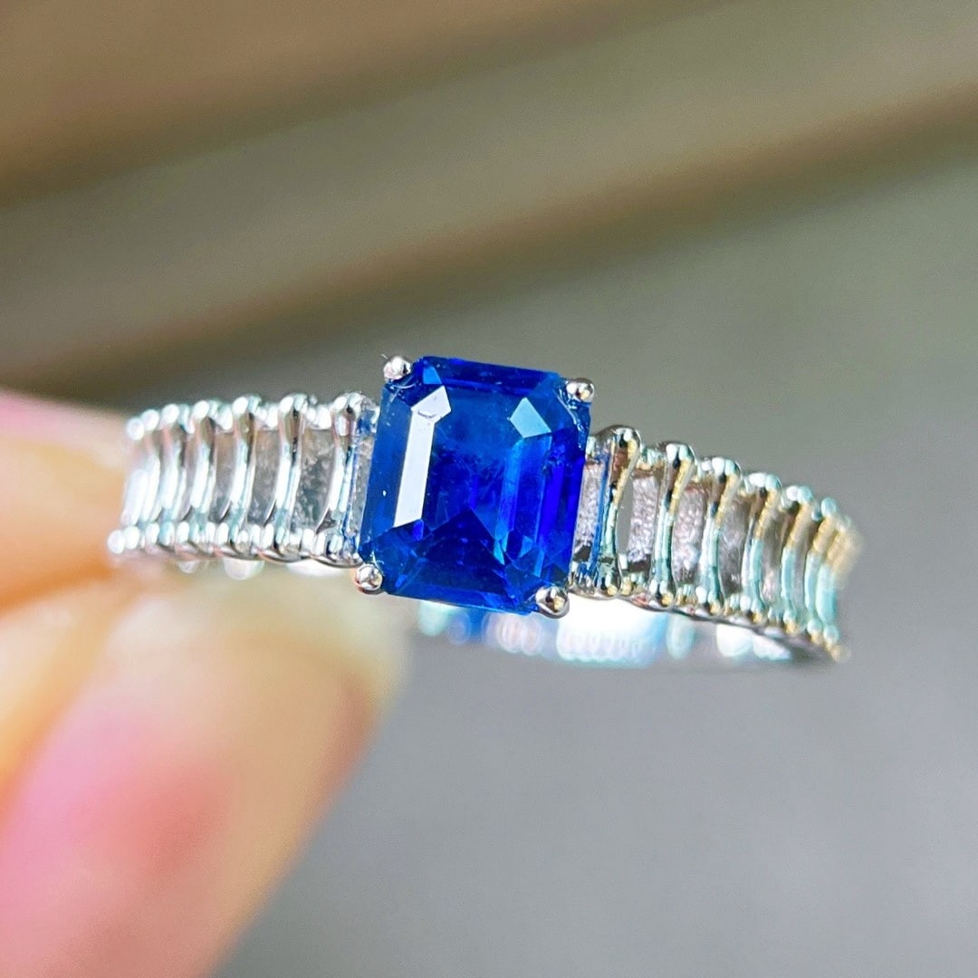 14k Gold 0.95 Ct Natural Sapphire Ring - 2