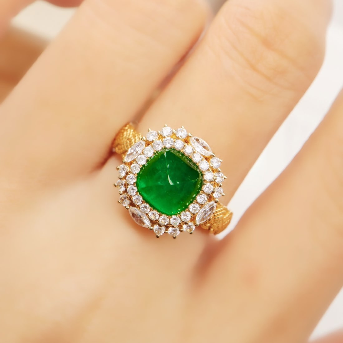 14k Gold 2.59 Ctw Vivid Green Natural Emerald & Diamond Ring - 5