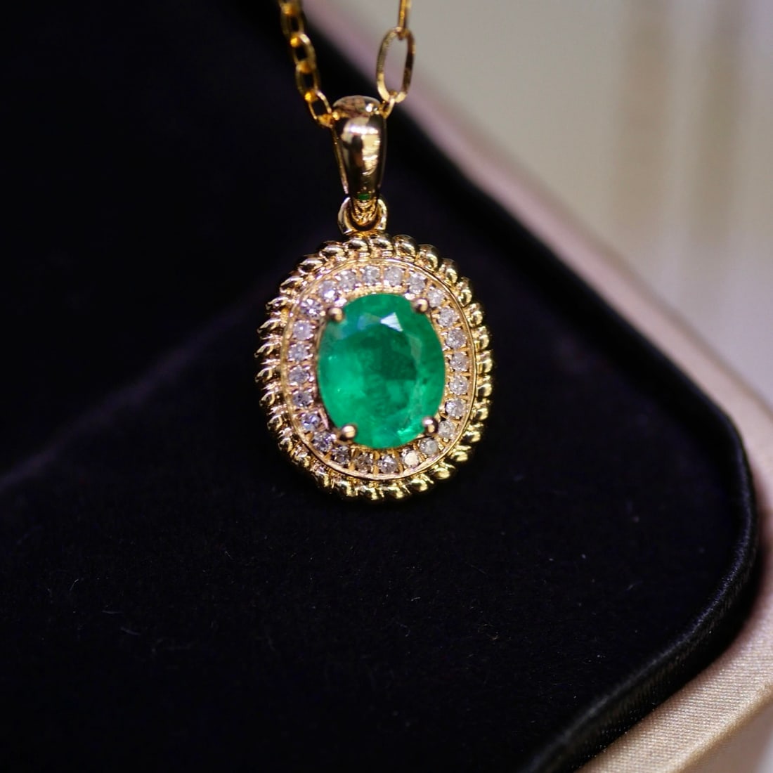 14k Gold 0.66 Ctw Natural Emerald & Diamond Pendant( Without Chain ) - 2