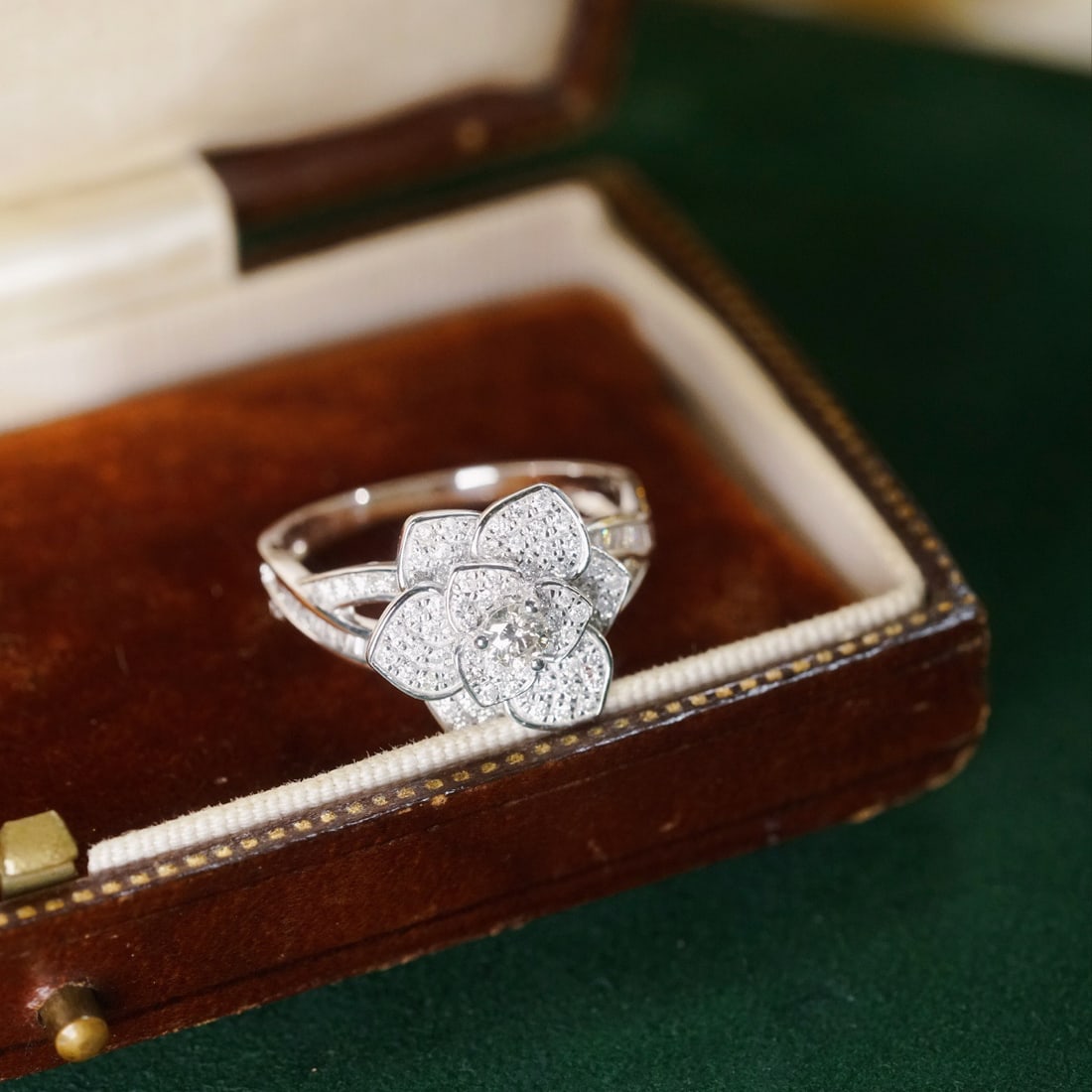 14k Gold 0.80 Ct Natural H Diamond Ring - 6