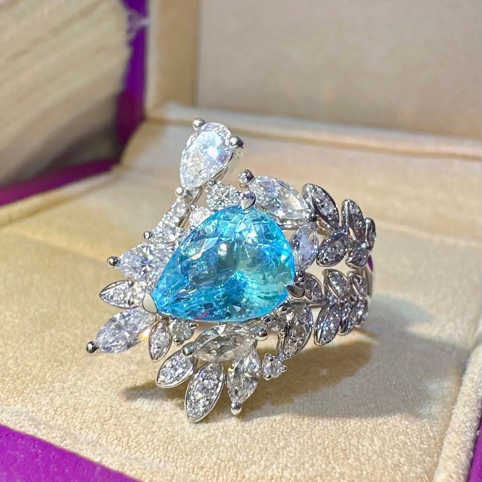 14k Gold 3.12 Ctw Natural Paraiba Tourmaline & Diamond Ring - 2