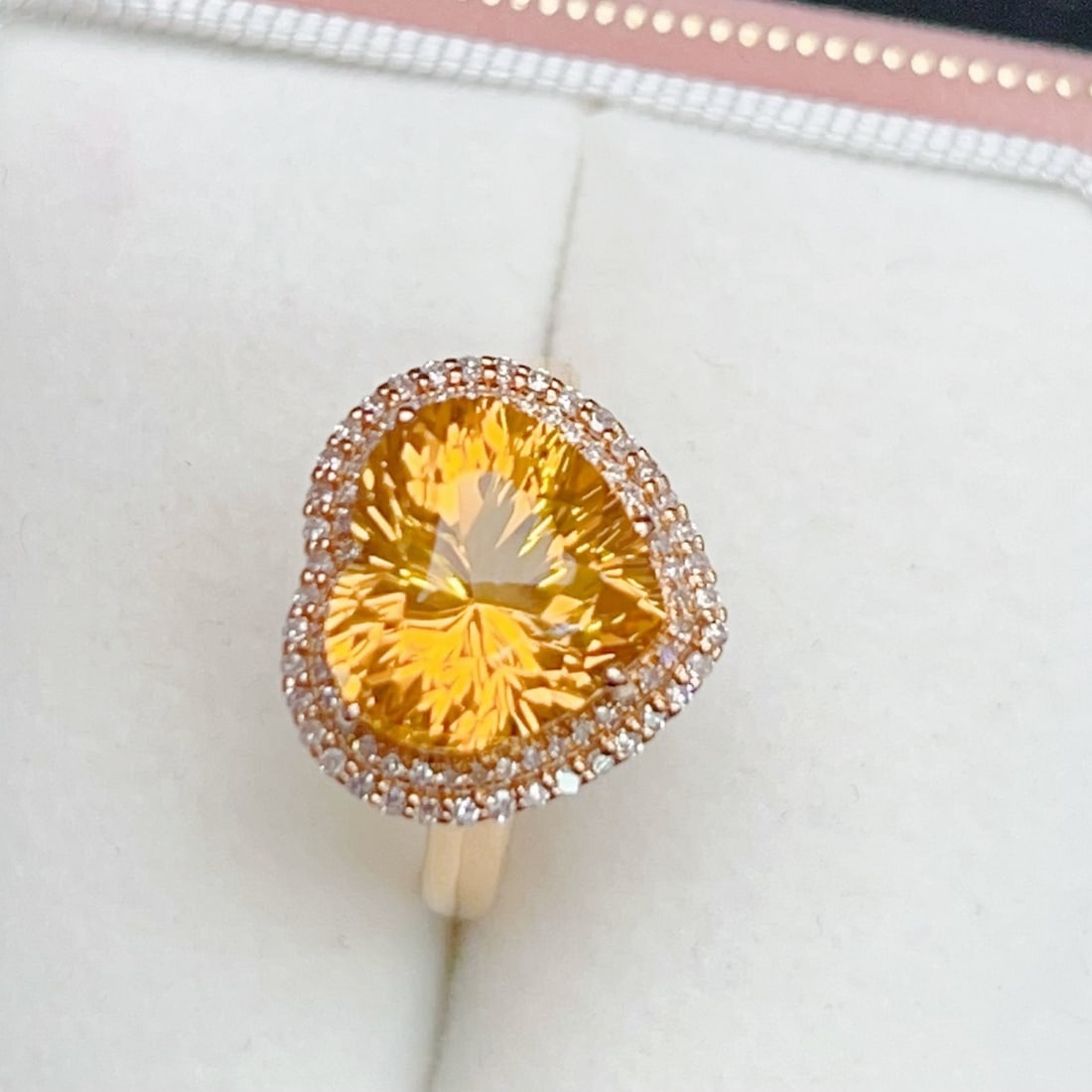 14k Gold 4.54 Ctw Natural Citrine & Diamond Ring - 3