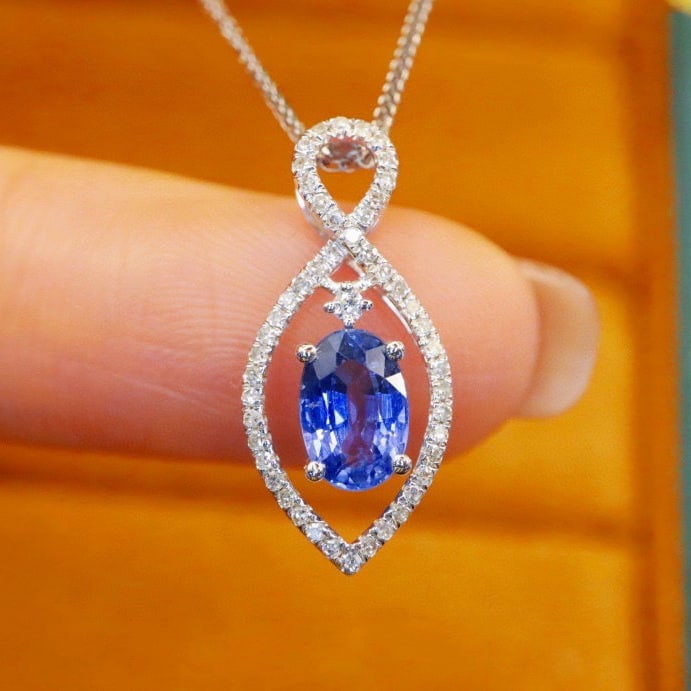 14k Gold 1.15 Ctw Natural Sapphire & Diamond Pendant( Without Chain ): Ref:231114190 // gold content:14k gold // main gemstone:sapphire // shape:oval // carat weight:1. 00ct // color:cornflower blue // treatment:natural // // adjacent gemstone 2 : diamond // number of