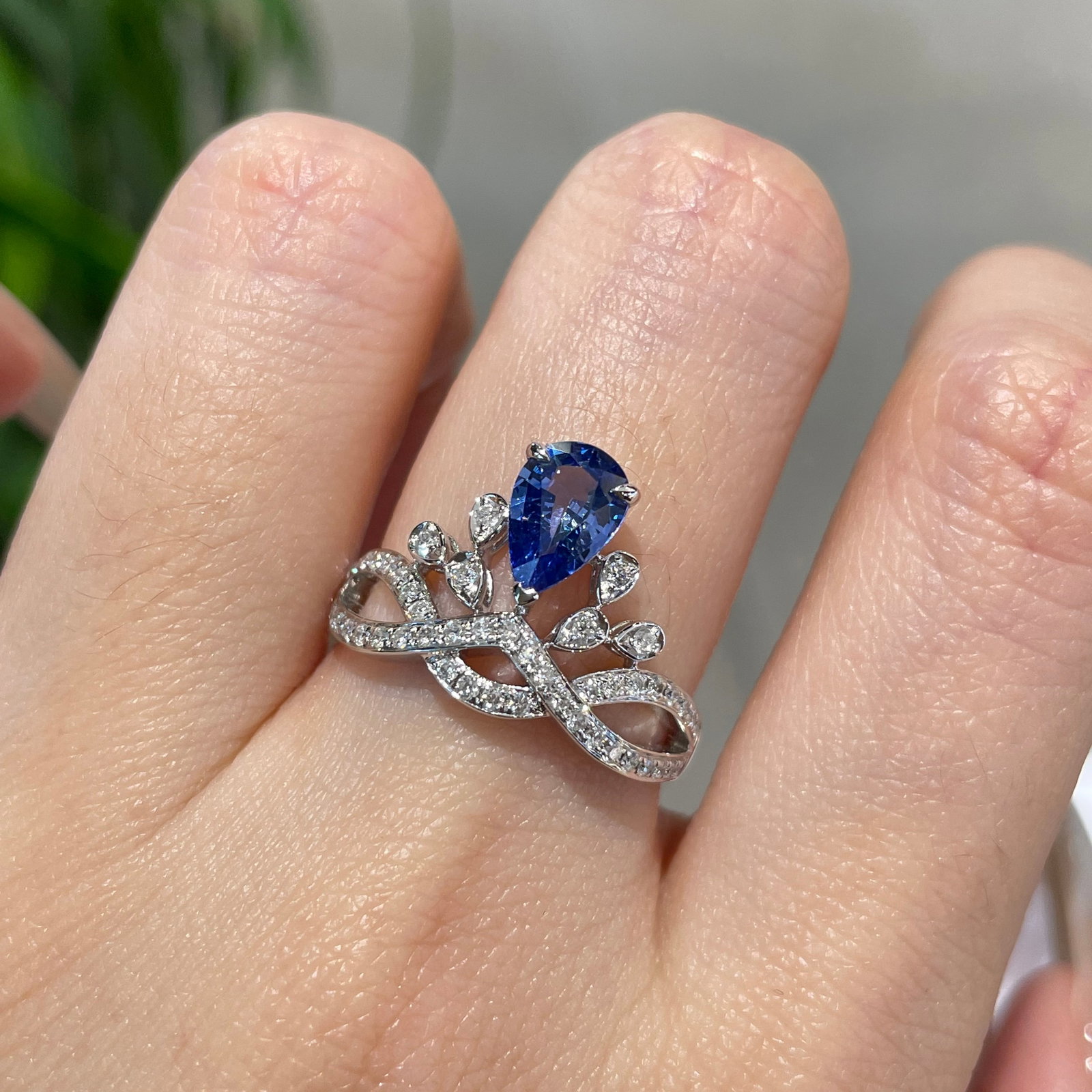 14k Gold 1 Ct Natural Sapphire & Diamond Ring - 6