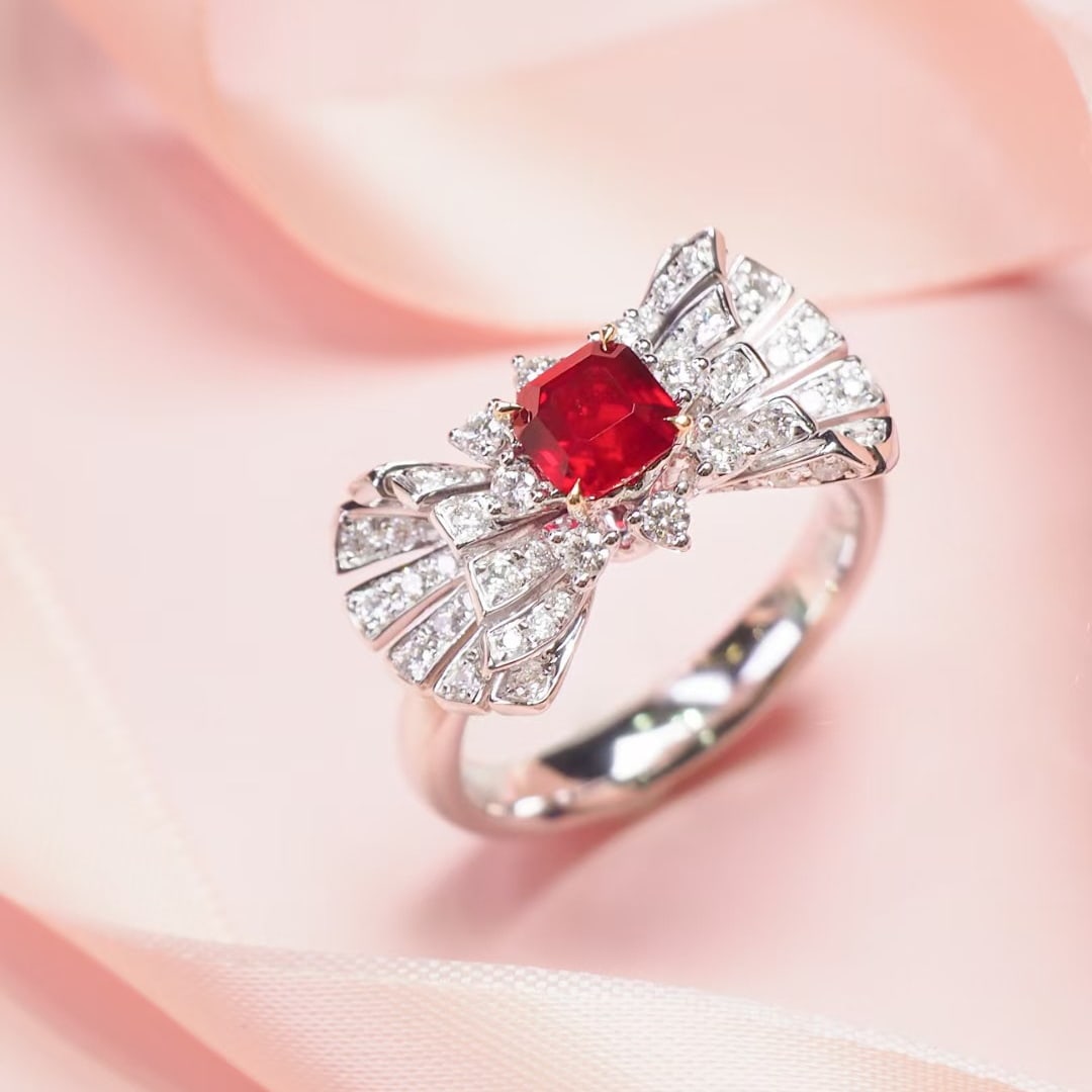 14k Gold 1.57 Ctw Natural Ruby & Diamond Ring: Ref:231114234 // gold content:14k gold // ring size:7. 25us // // main gemstone:ruby // shape:octagonal // carat weight:1. 02ct // color:pigeonblood red // treatment:natural // // adjacent gemstone 2
