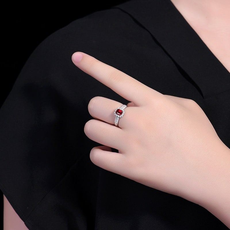 14k Gold 1.43 Ctw Natural Ruby & Diamond Ring - 6