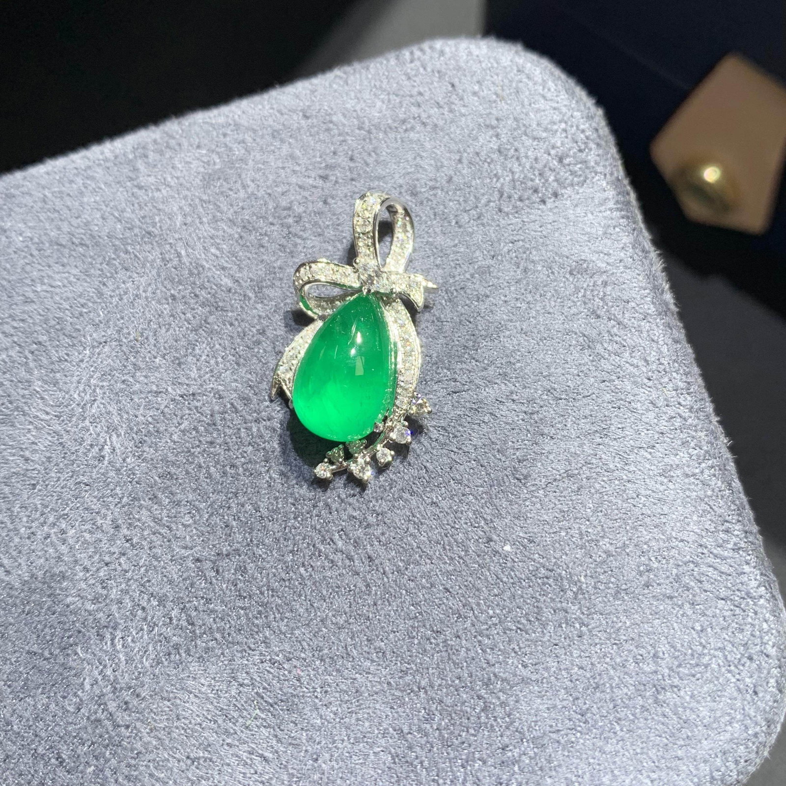 14k Gold 3.17 Ctw Natural Emerald & Diamond Pendant( Without Chain ) - 2