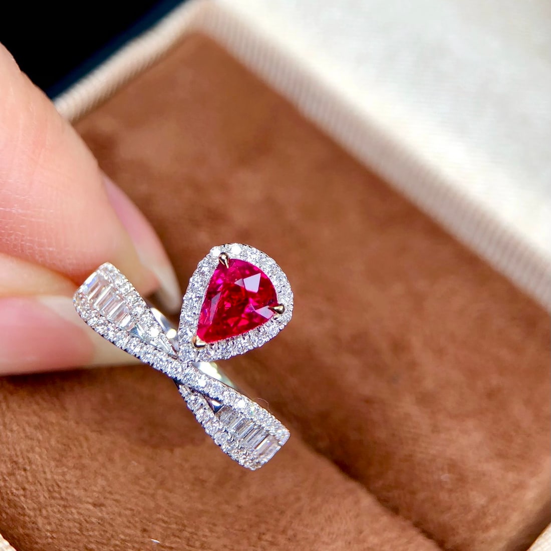 14k Gold 1.62 Ctw Natural Ruby & Diamond Ring - 3