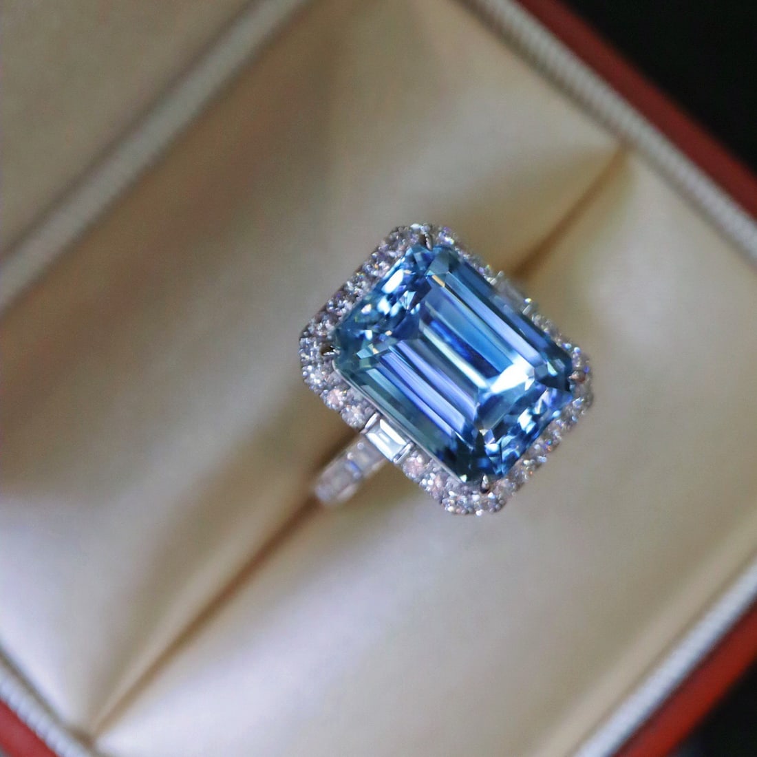 14k Gold 7.09 Ctw Natural Aquamarine & Diamond Ring - 4