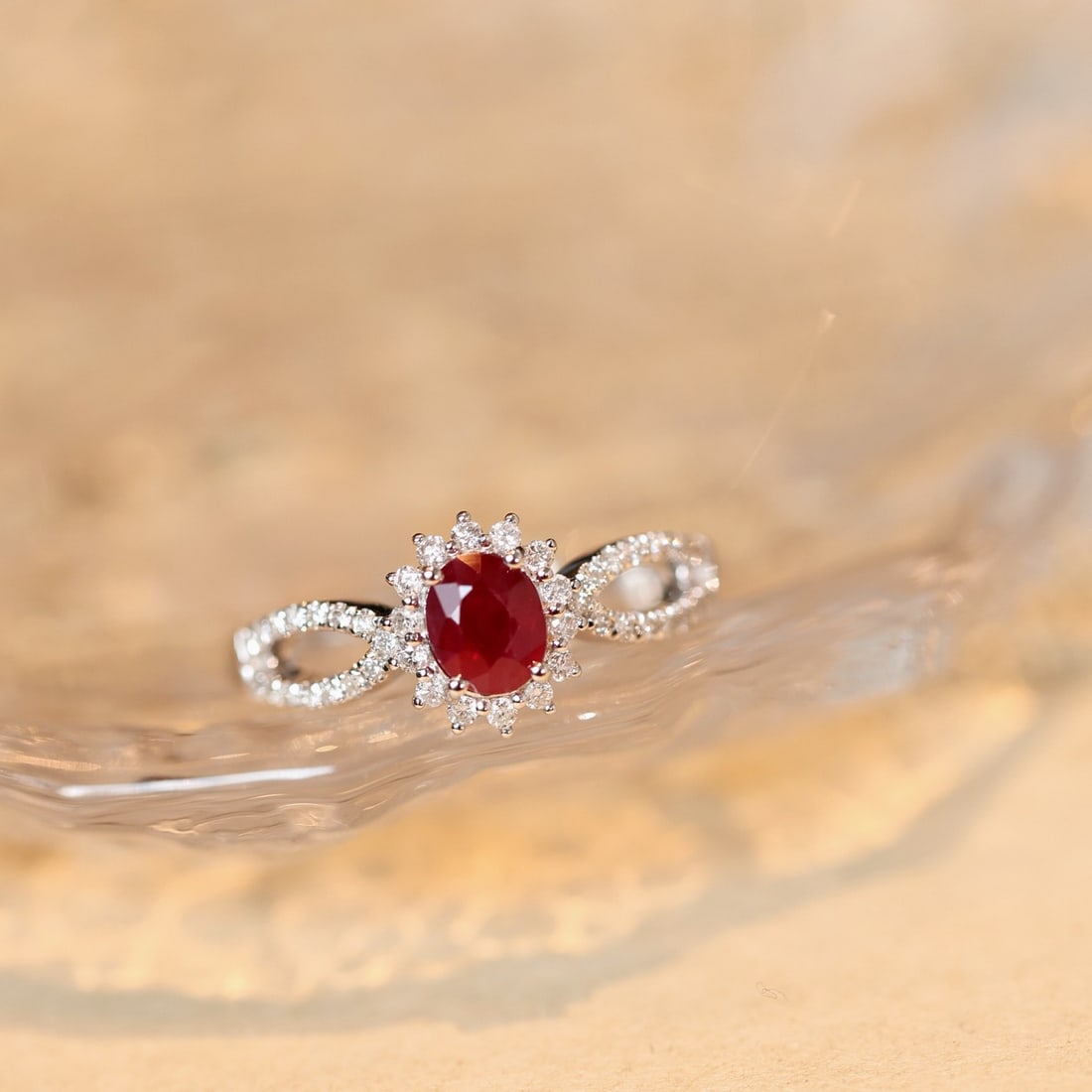 14k Gold 0.89 Ctw Natural Ruby & Diamond Ring - 4