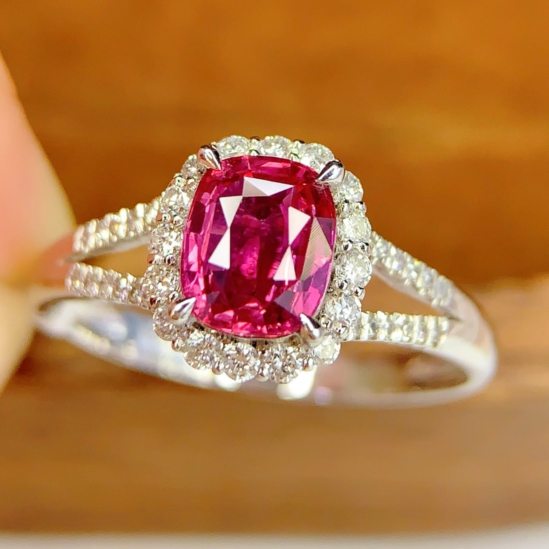 14k Gold 1.1 Ct Natural Sapphire & Diamond Ring: Ref:231114348 // gold content:14k gold // ring size:7. 25us // // main gemstone:sapphire // shape:cushion // carat weight:1. 1ct // color:pink // treatment:natural // // adjacent gemstone 2 : diamond
