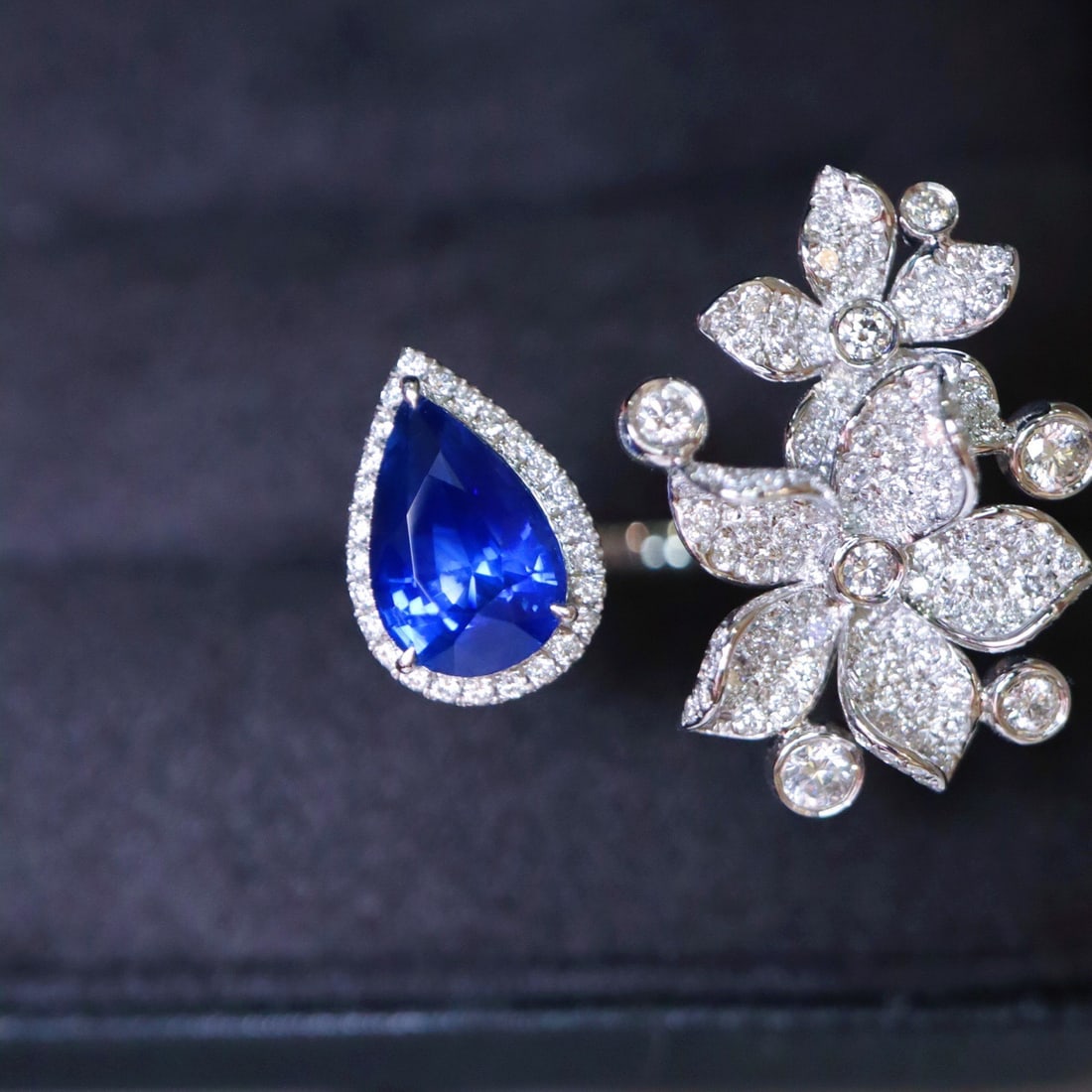 14k Gold 3.10 Ctw Natural Sapphire & Diamond Ring - 4