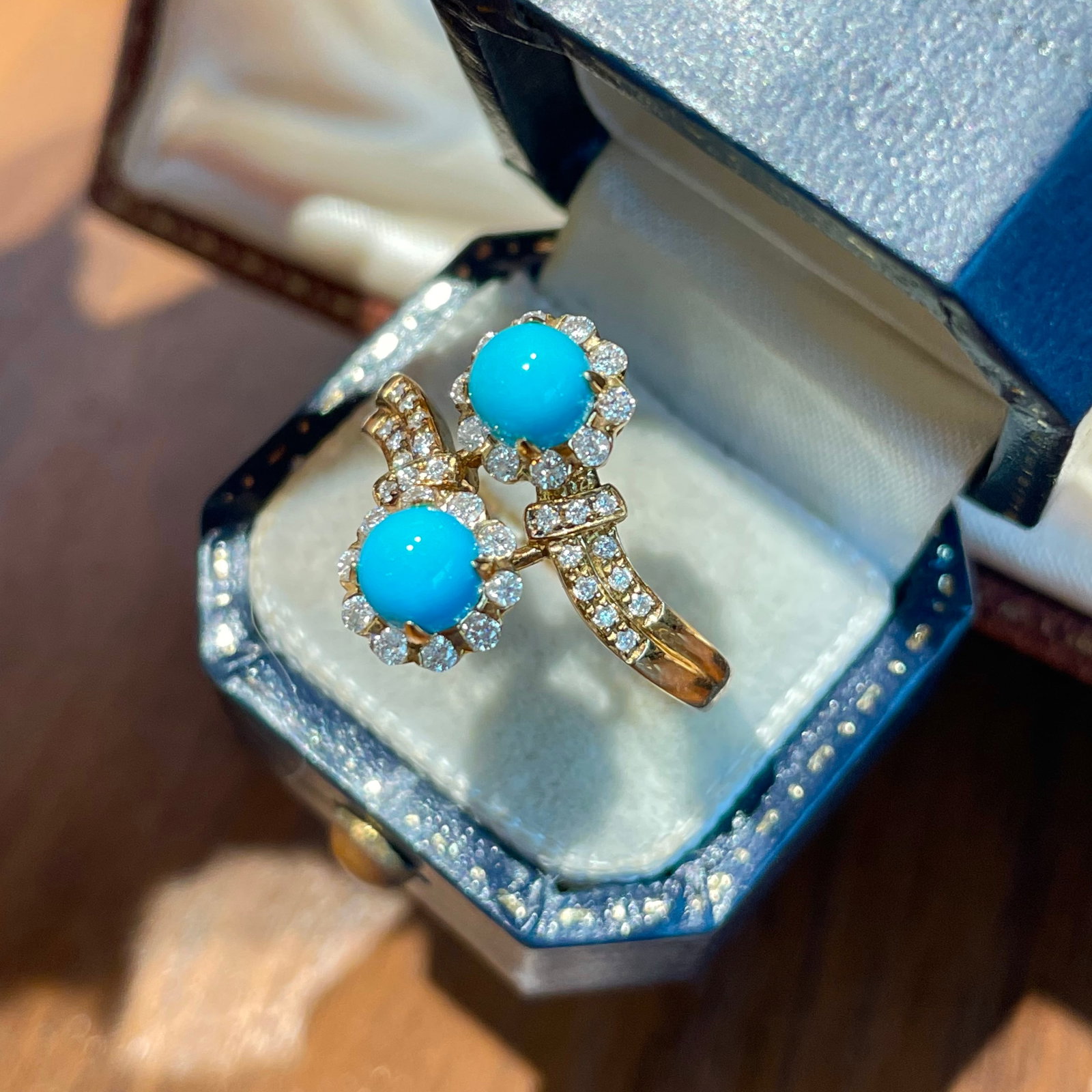 14k Gold 1.2 Ct Natural Blue Turquoise & Diamond Ring - 5