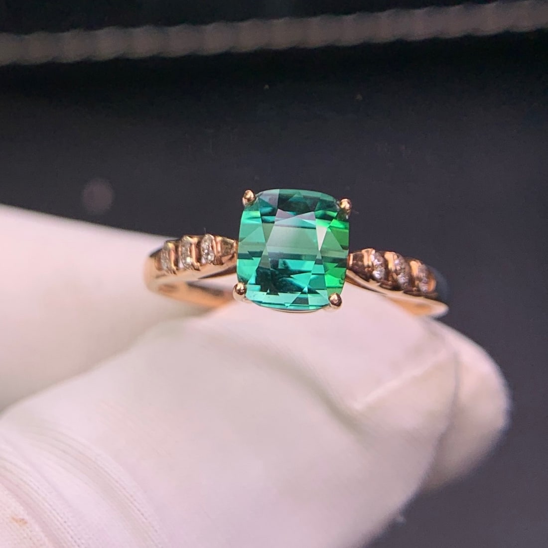14k Gold 1.8 Ct Natural Tourmaline & Diamond Ring: Ref:231114365 // gold content:14k gold // ring size:7. 25us // // main gemstone:tourmaline // shape:cushion // carat weight:1. 8ct // color:green // treatment:natural // // adjacent gemstone 2 :