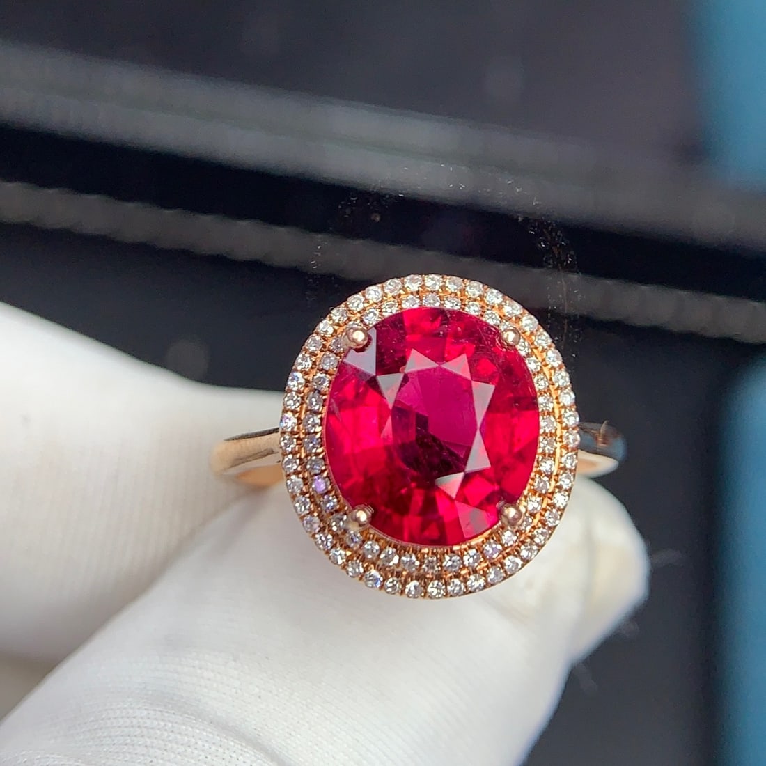 14k Gold 3.1 Ct Natural Tourmaline & Diamond Ring: Ref:231114366 // gold content:14k gold // ring size:7. 25us // // main gemstone:tourmaline // shape:oval // carat weight:3. 1ct // color:red // treatment:natural // // adjacent gemstone 2 : diamond