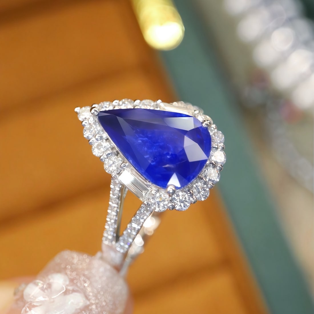 14k Gold 2.60 Ctw Natural Sapphire & Diamond Ring - 3