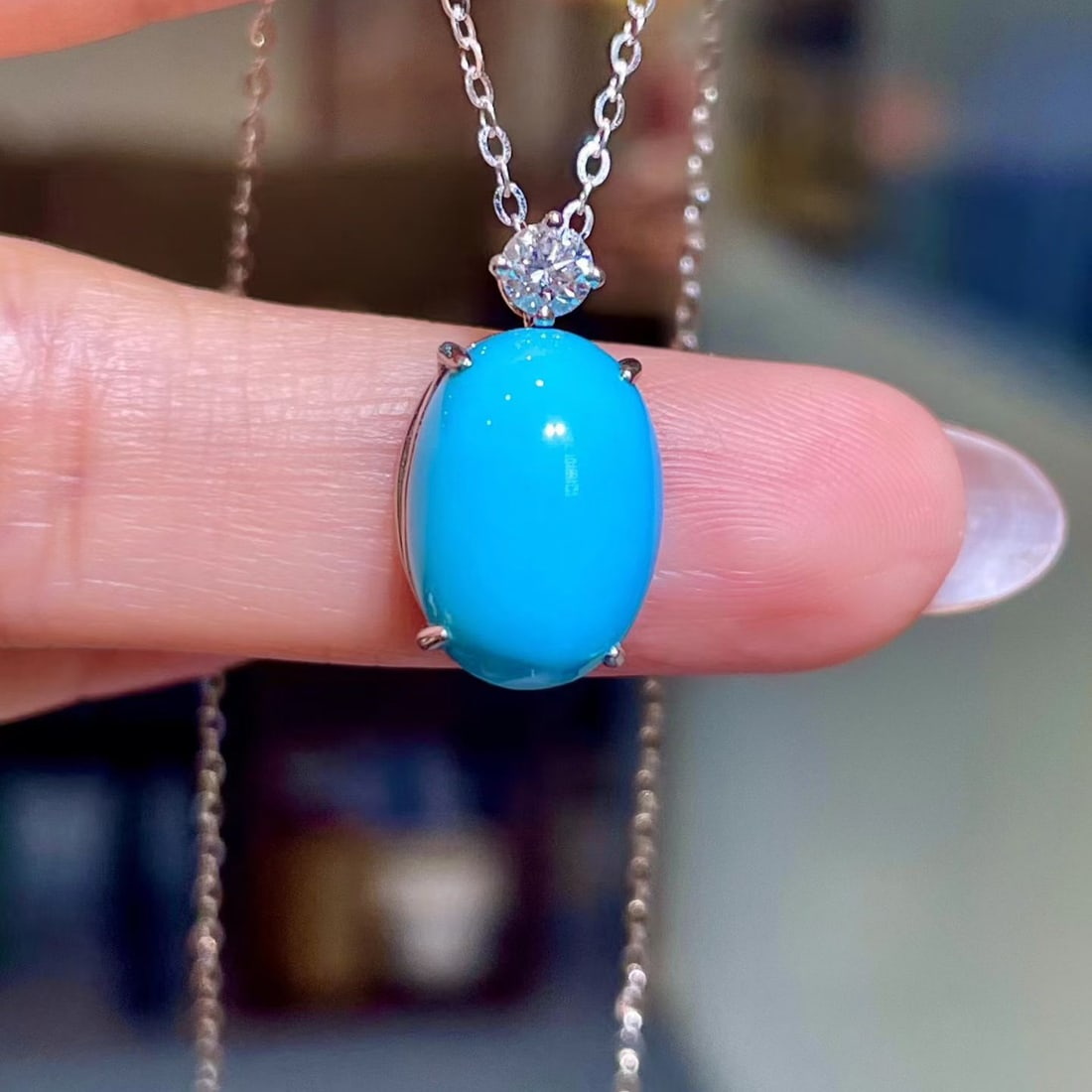 14k Gold 6.87 Ctw Natural Blue Turquoise & Diamond Pendant( Without Chain ): Ref:231114425 // gold content:14k gold // main gemstone:blue turquoise // shape:oval // carat weight:6. 68ct // color:blue // treatment:natural // // adjacent gemstone 2 : diamond // shape:round //