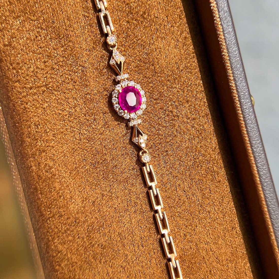 14k Gold 0.72 Ctw Natural Ruby & Diamond Bracelet - 8
