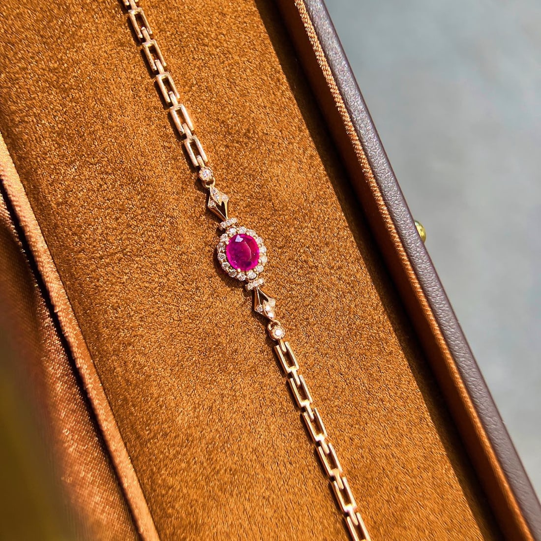 14k Gold 0.72 Ctw Natural Ruby & Diamond Bracelet - 9