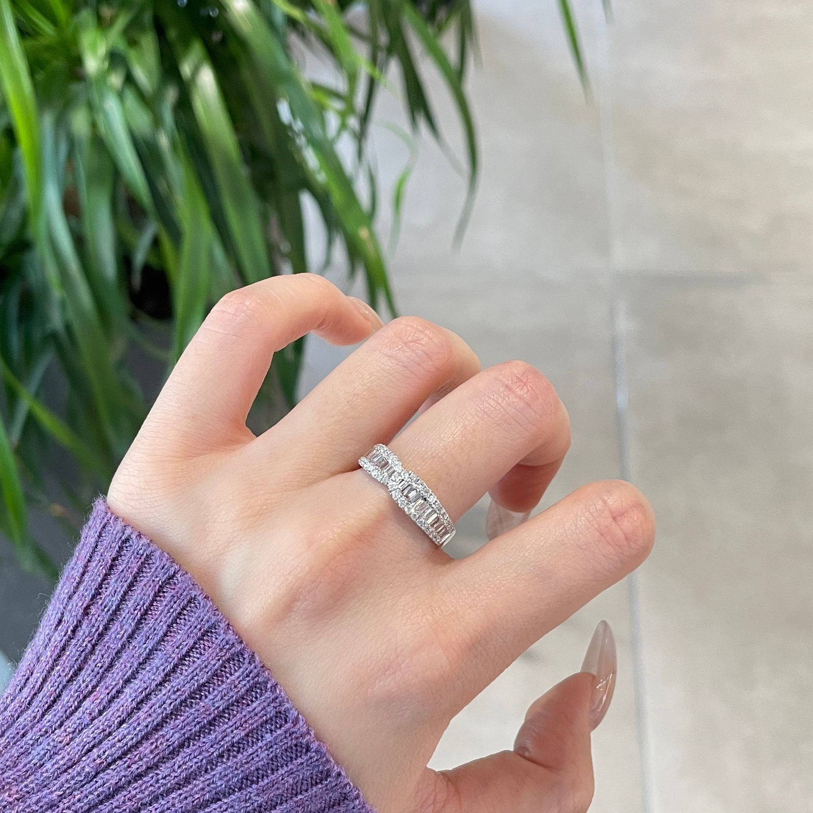 14k Gold 0.65 Ct Natural H Diamond Ring - 6