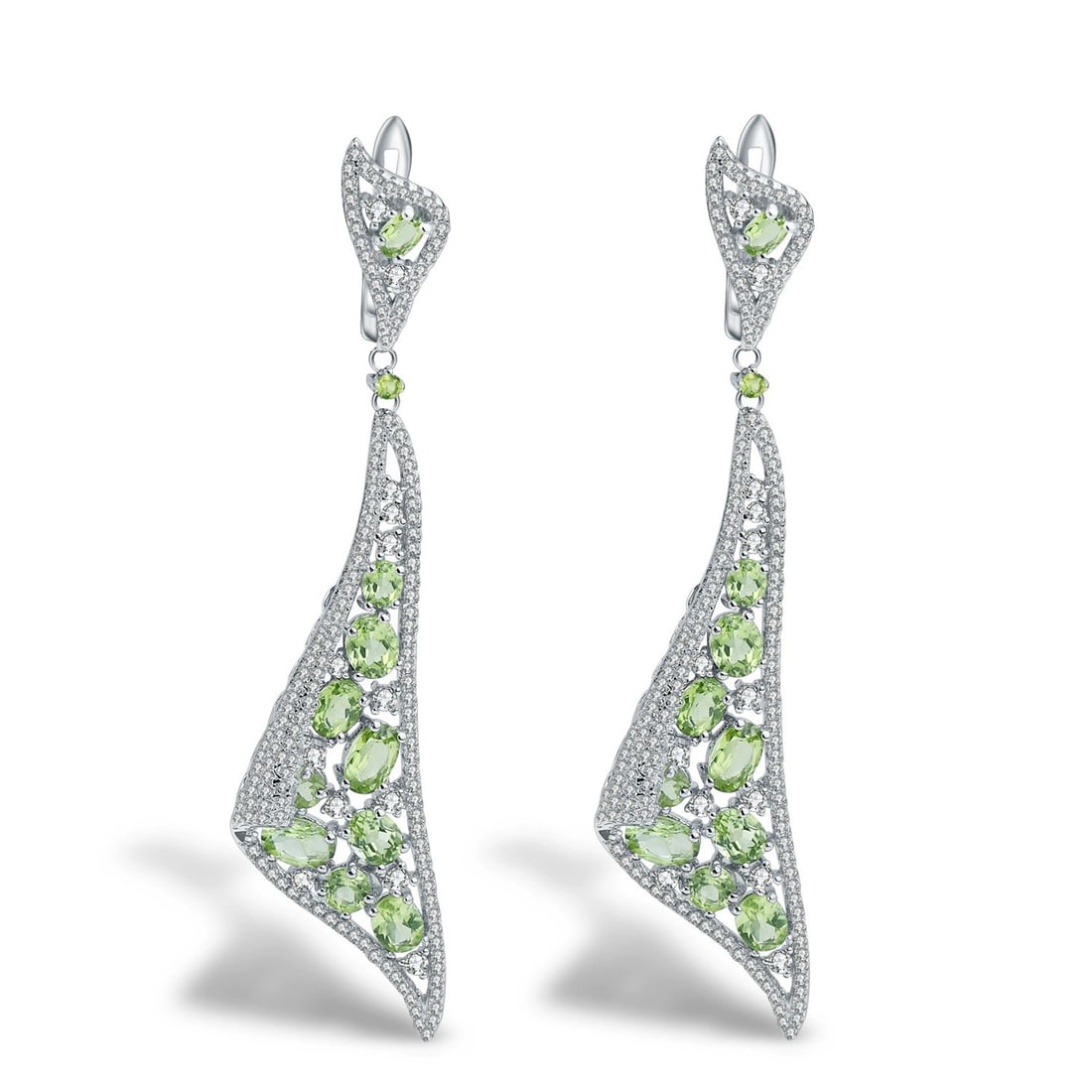 925 Sterling Silver Natural Peridot & Cubic Zirconia Earrings: Ref:260821032 // gold content:925 sterling silver // main gemstone:peridot // shape:multiple // carat weight:0. 50ct // color:green // treatment:natural // // adjacent gemstone 2 : cubic zirconia //