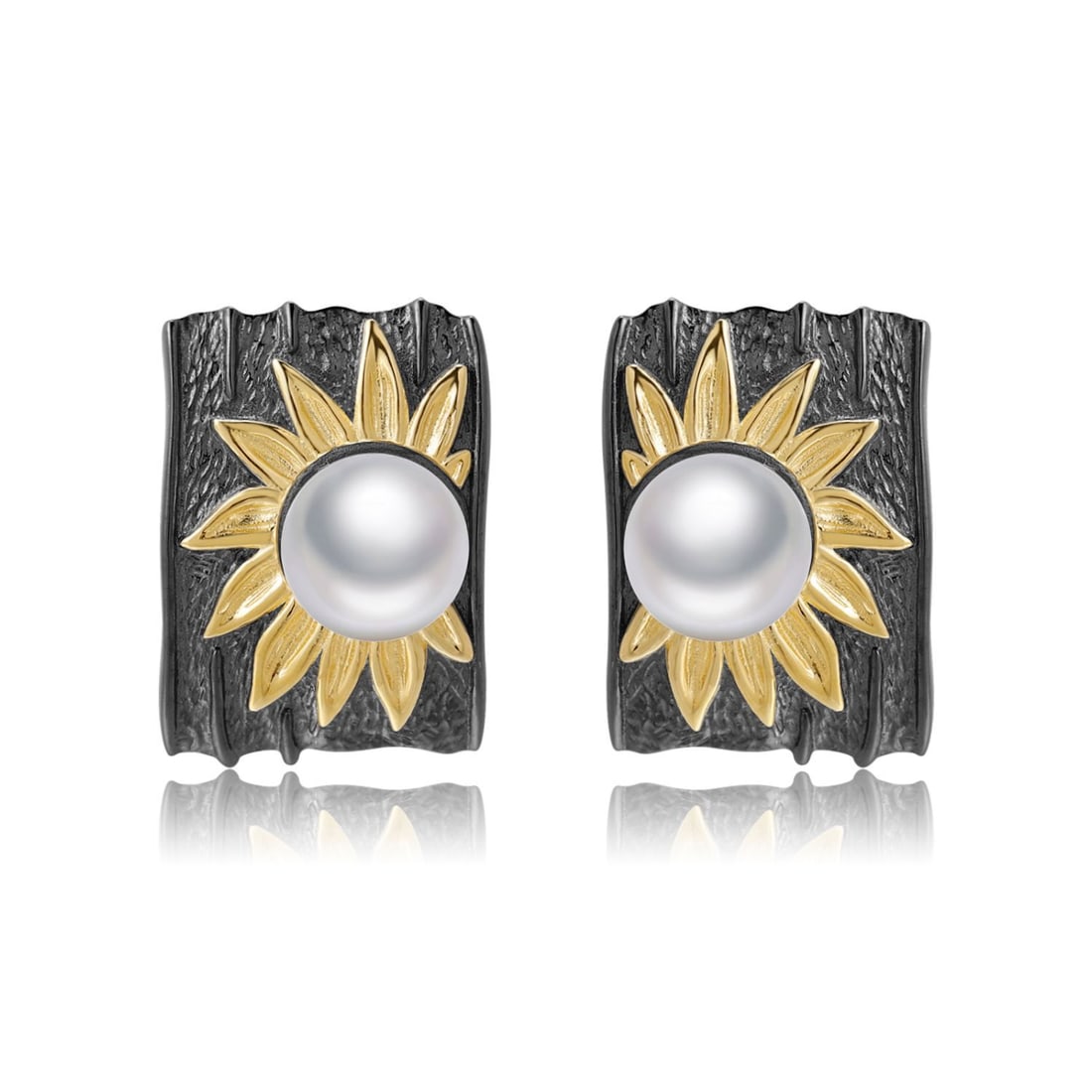 925 Sterling Silver Natural Fresh-water Pearl Earrings: Ref:260821057 // gold content:925 sterling silver // main gemstone:fresh-water pearl // shape:round // carat weight:0. 50ct // color:white // treatment:natural // cut grade:g // Condition: New Low