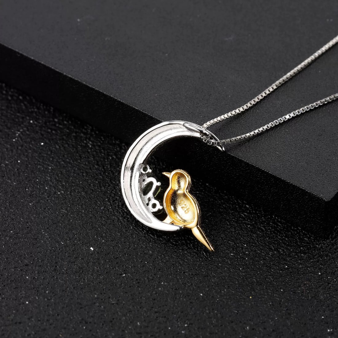 925 Sterling Silver Natural Peridot & Bird Necklace - 2