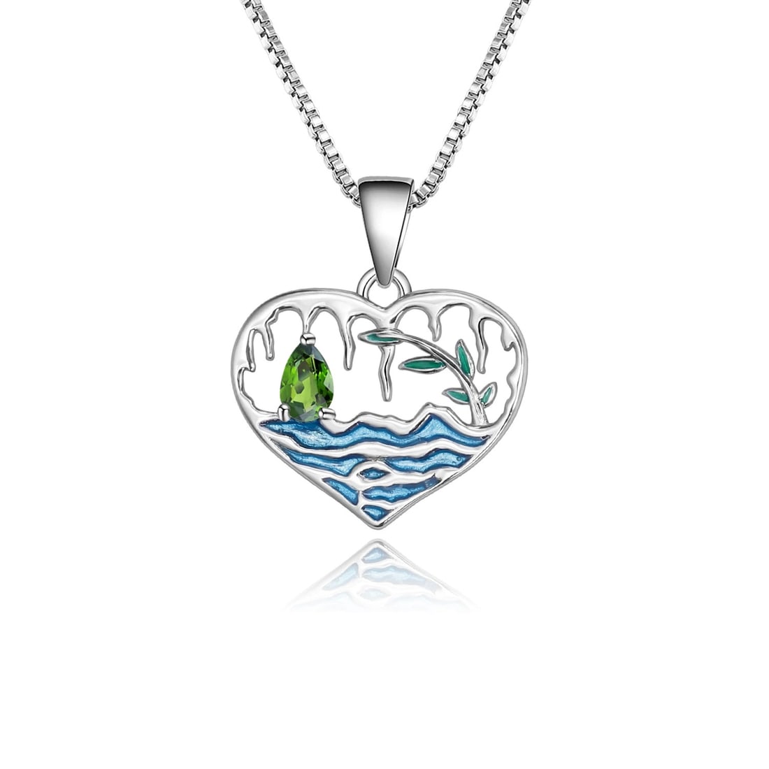 925 Sterling Silver Natural Chrome Diopside Necklace: Ref:260821121 // gold content:925 sterling silver // main gemstone:chrome diopside // shape:pear // carat weight: // color:green // treatment:natural // Condition: New Low Estimate: 280.00 High