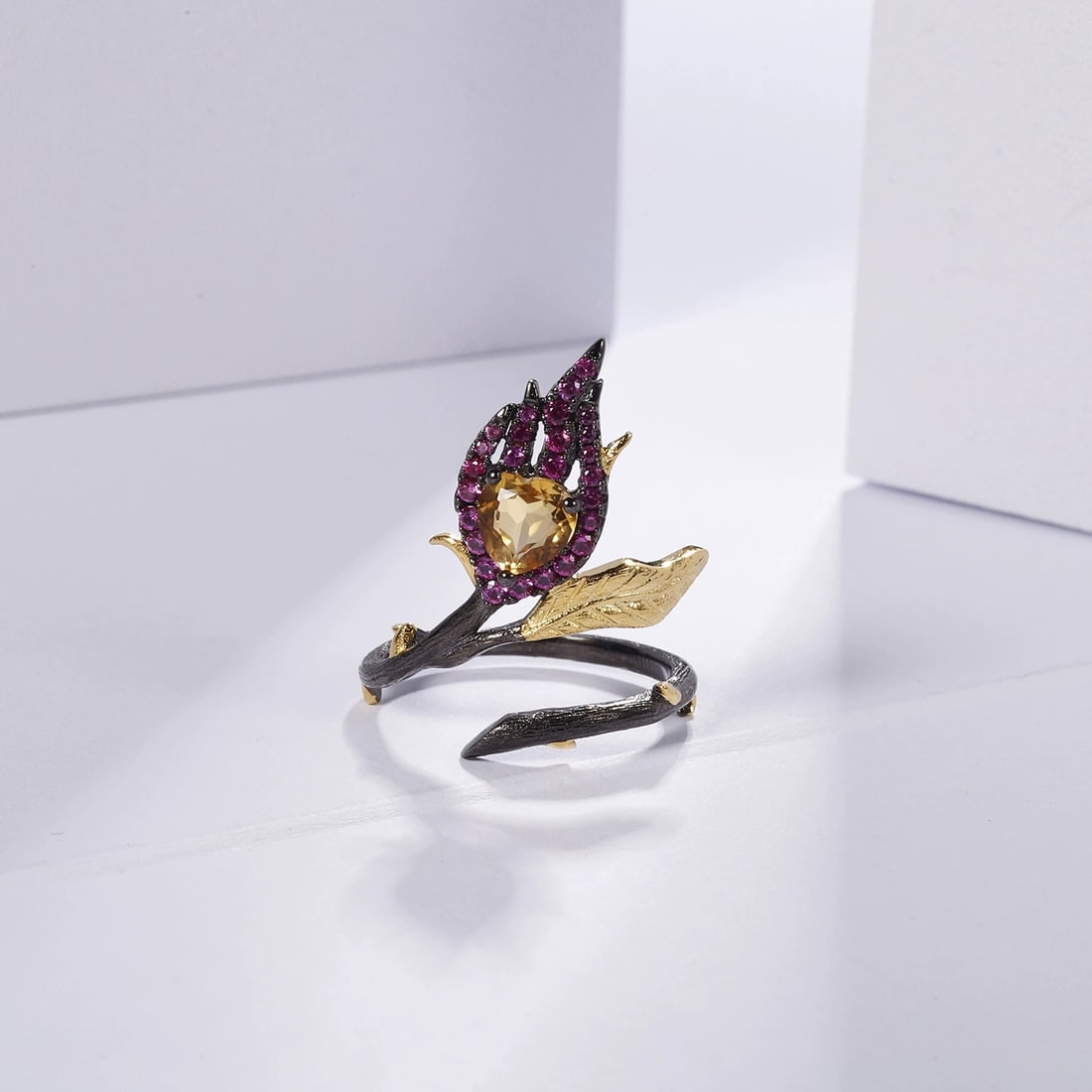925 Sterling Silver Natural Citrine & Cubic Zirconia Ring: Ref:260821317 // gold content:925 sterling silver // ring size:7. 25us // // main gemstone:citrine // shape:heart // carat weight: // color:yellow // treatment:natural // // adjacent gemstone 2 :
