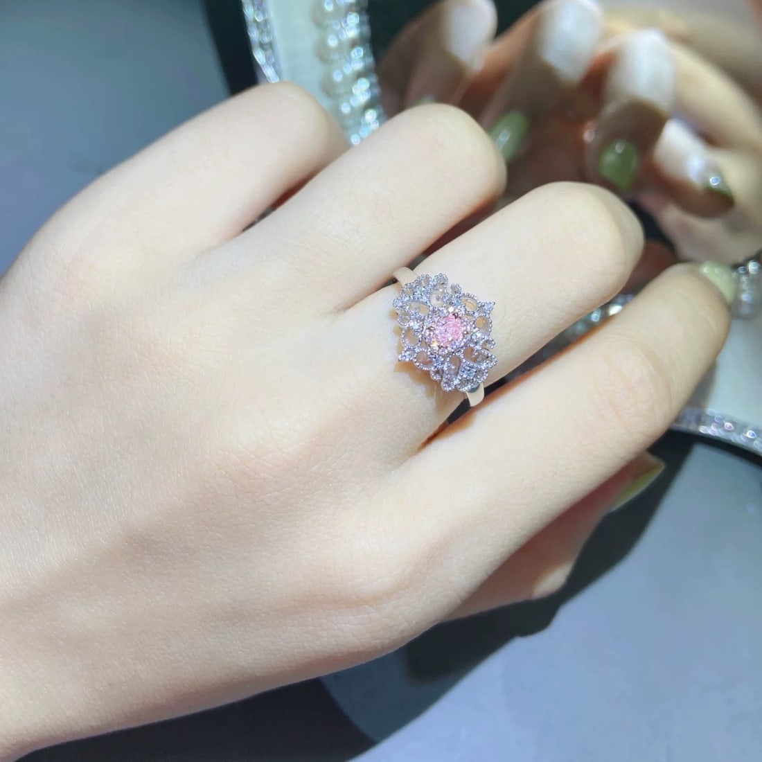 14k Gold 0.24 Ctw Natural Pink Diamond & Diamond Ring - 4