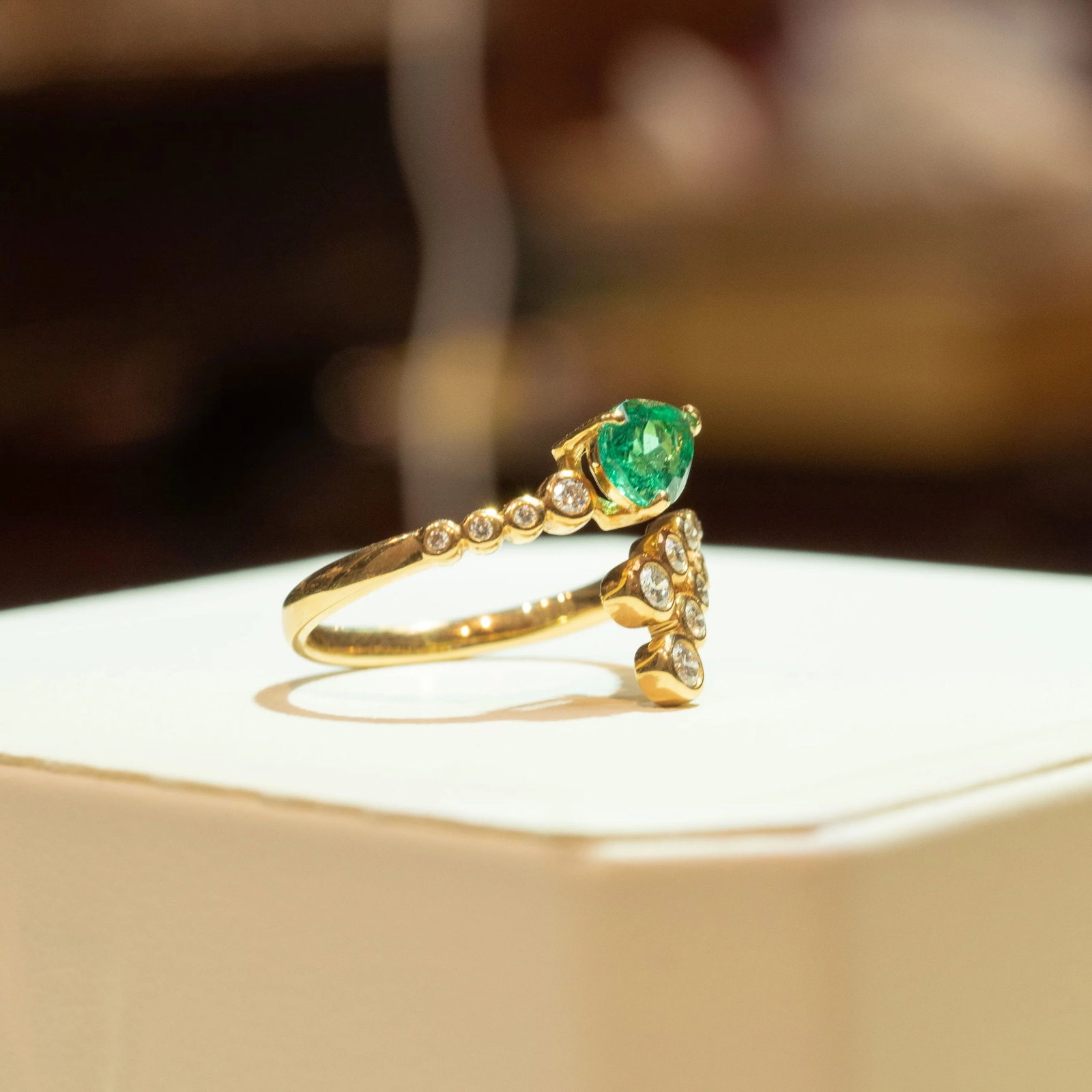 14k Gold 0.79 Ctw Natural Emerald & Diamond Ring - 4